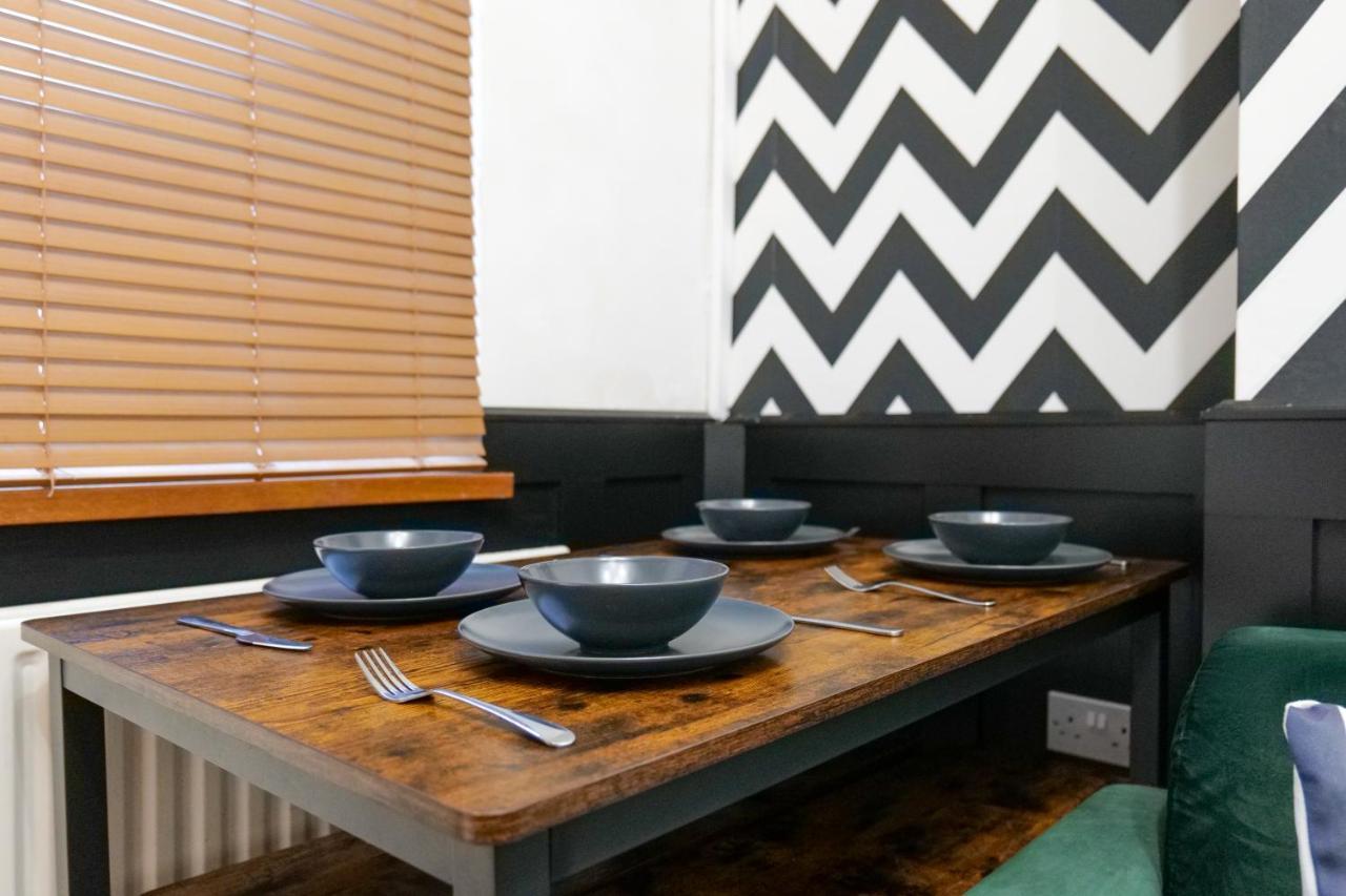 Broadway Belfast! Central Location! Sleeps 6! Esterno foto