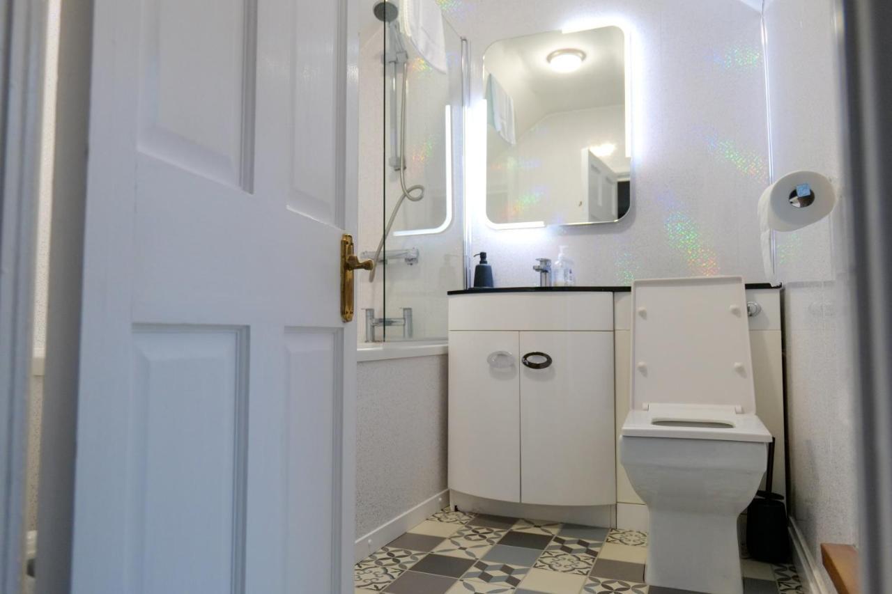 Broadway Belfast! Central Location! Sleeps 6! Esterno foto