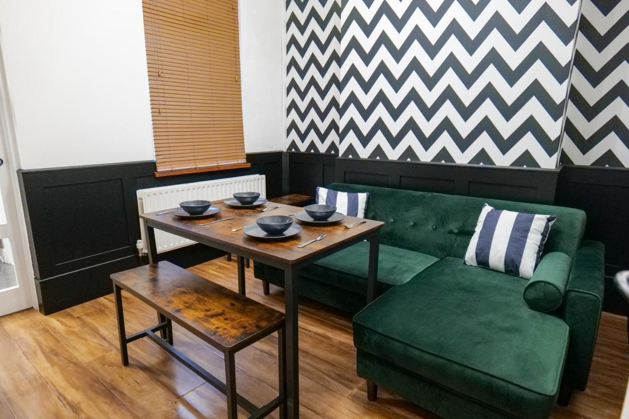 Broadway Belfast! Central Location! Sleeps 6! Esterno foto